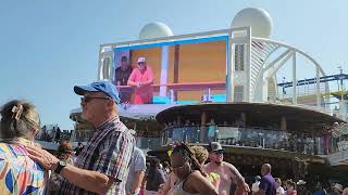 Royal Caribbean Oasis of the Seas sailaway party  12/2024