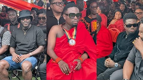 Dr Likee And Kuami Eugene Surprise Brother At His Mother’s Funeral