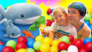 Dorian Ile Oyun Parkında Köpek Balığının Yavrusunu Arıyoruz Eğlenceli Oyunlar.