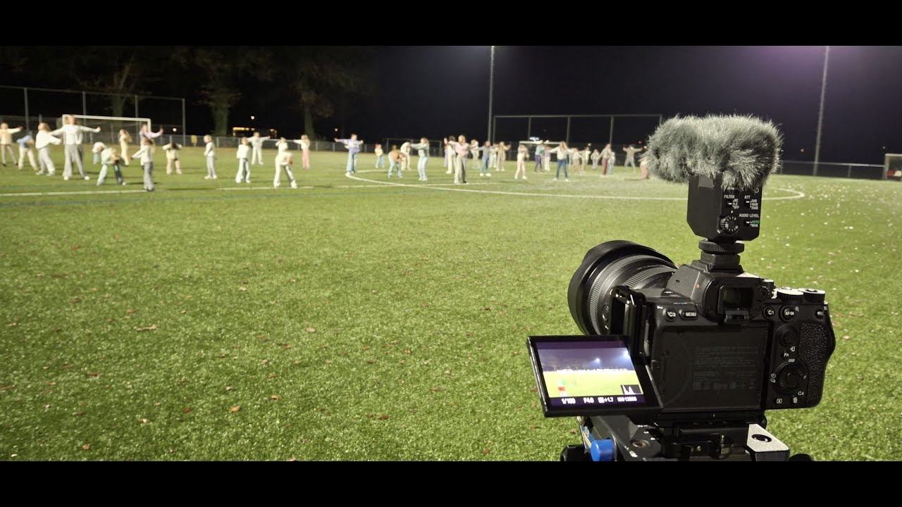 15 jaar Out of control - Dansend op het Voetbalveld van VV Gieten