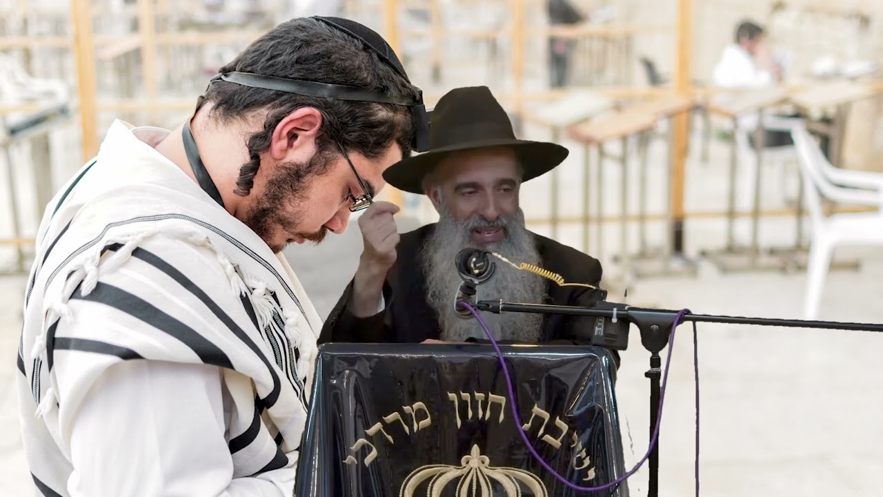 קצרים-הרב מאיר דוד שמואלי-התפילין שהצילו ממוות