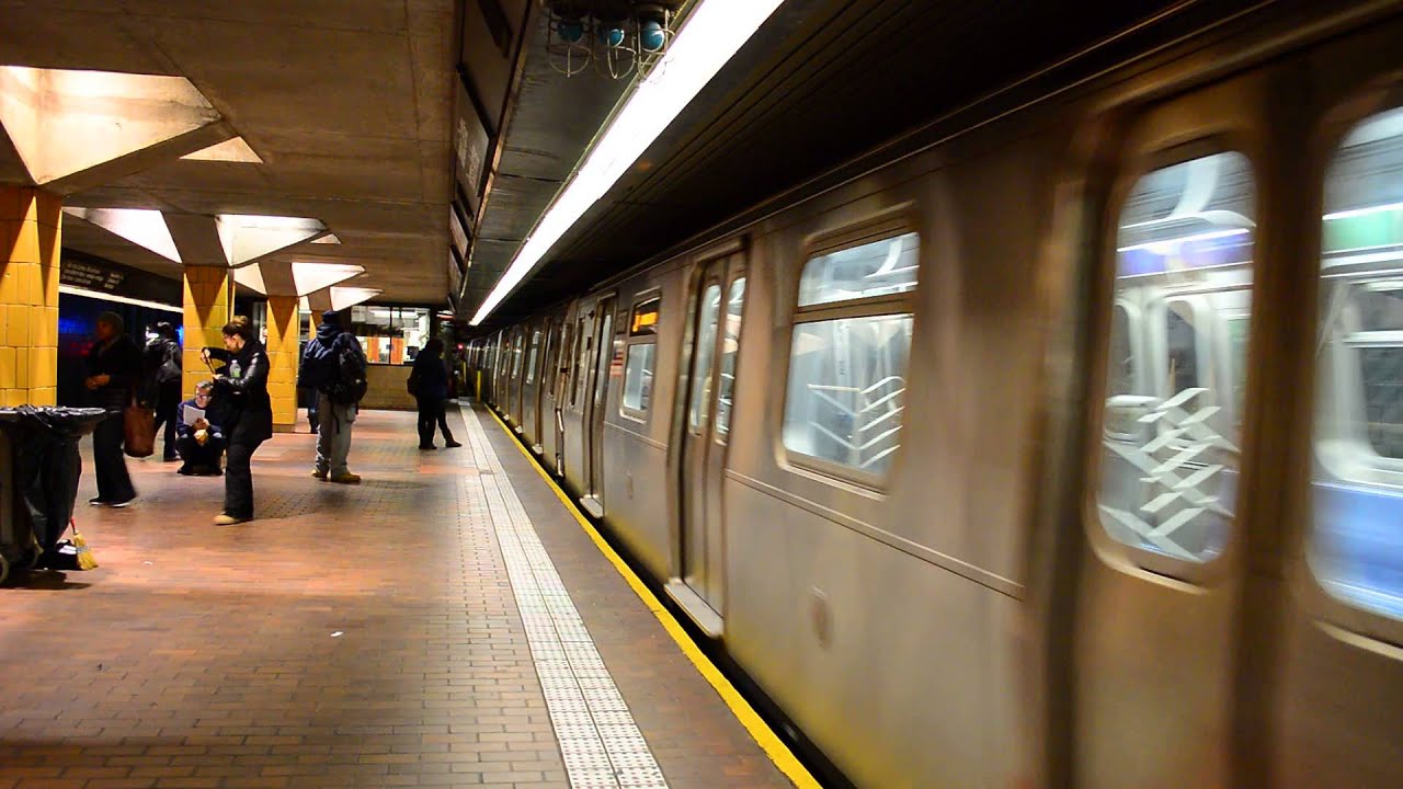 8-Car Train Of R160A-1s On The J Terminating @ Jamaica Center