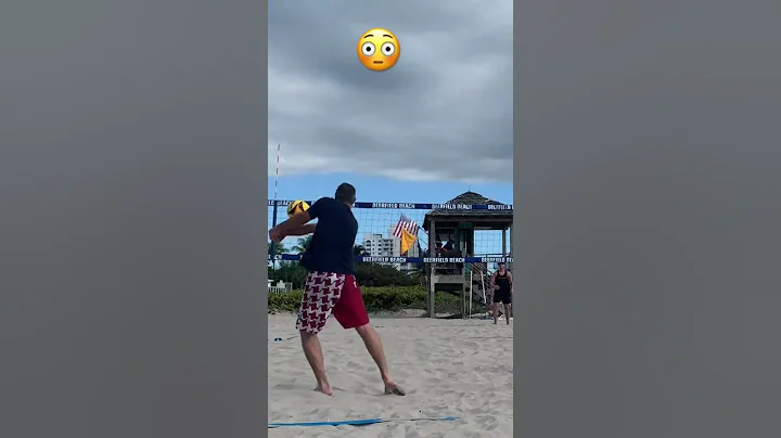 Hes not a Lefty..  Mike Dipierro , a true ambidext...