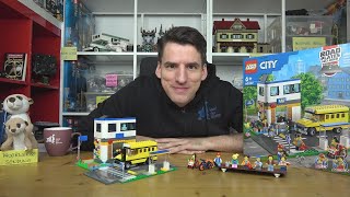 LEGO® gibt das City-Thema auf: 60329 Schule mit Schulbus - ein neuer Tiefpunkt