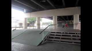 SLOW MOTION, Frontside Feeble por Tony Trujillo