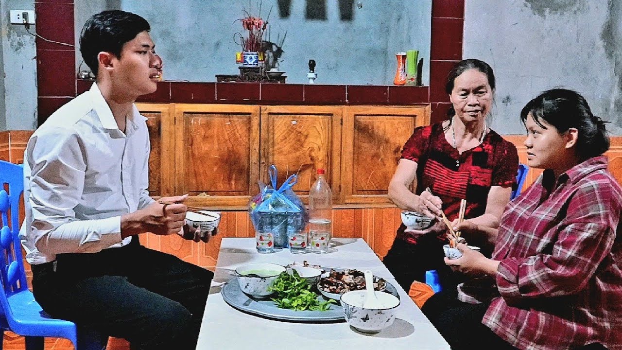 TU NA была невероятно рада, когда генеральный директор Алекс взял ее с собой навестить мать.