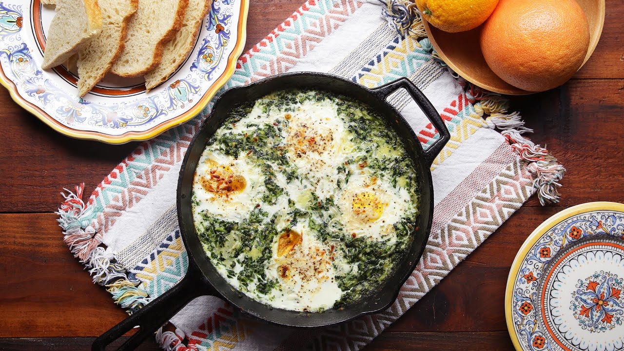 Creamy OnePot Spinach Egg Breakfast Tasty