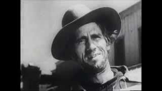 some like fast, some like slow... (gunsmoke)
So this was something I made the previous semester (my first semester at university!), where we pretty much had a week learning to work with final cut. I did a lot of fun experimenting lmao and this is one of my results from that week. We were handed out clips from one scene of this old TV show, and we were told we could do whatever we wanted with it.
I figured why not share it haha
(Never used final cut before in my life fyi) some like fast, some like slow... (gunsmoke)