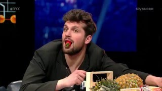 E poi c'è Cattelan #EPCC – Alessandro Cattelan e Frank Matano suonano la frutta