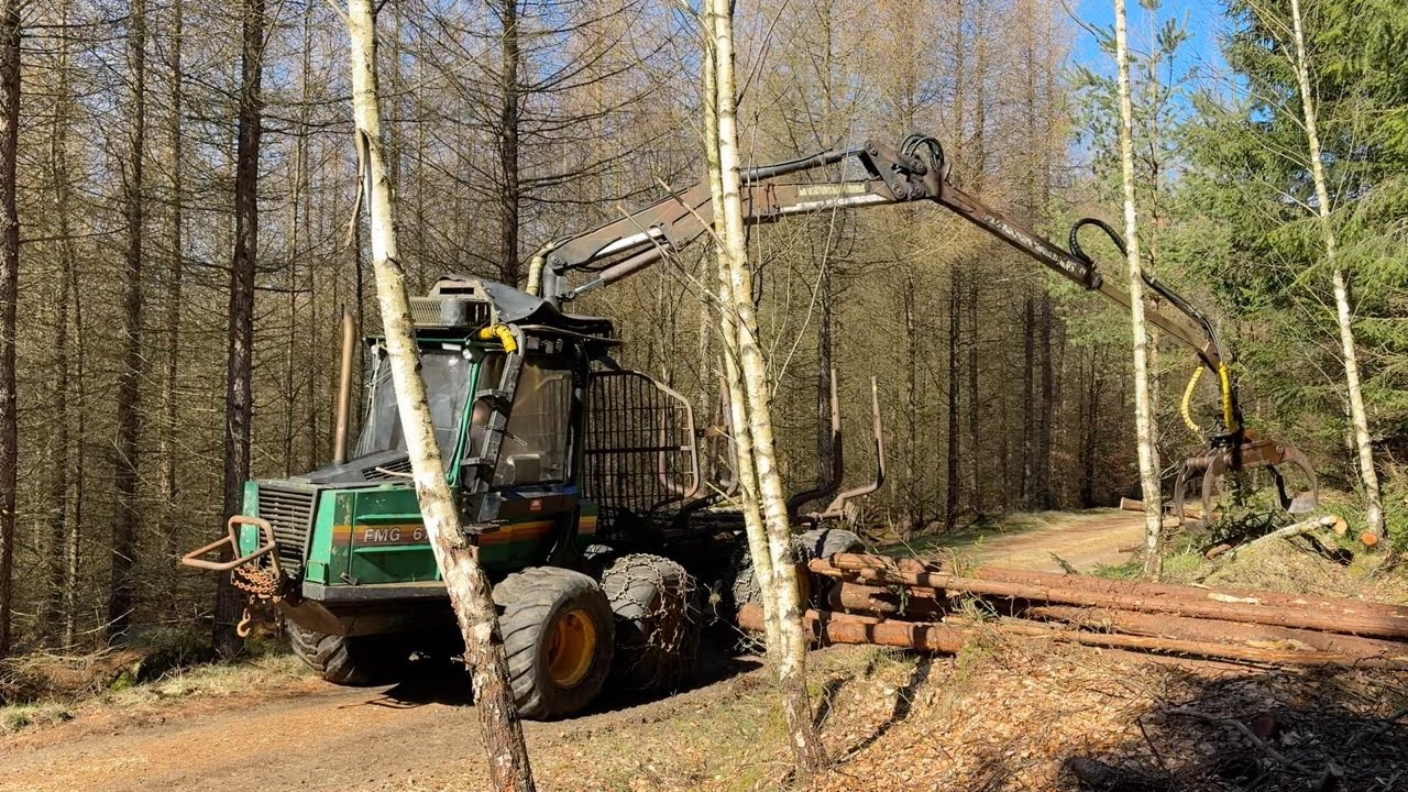 Köp Skotare Mini Brunett FMG 678 F på Klaravik