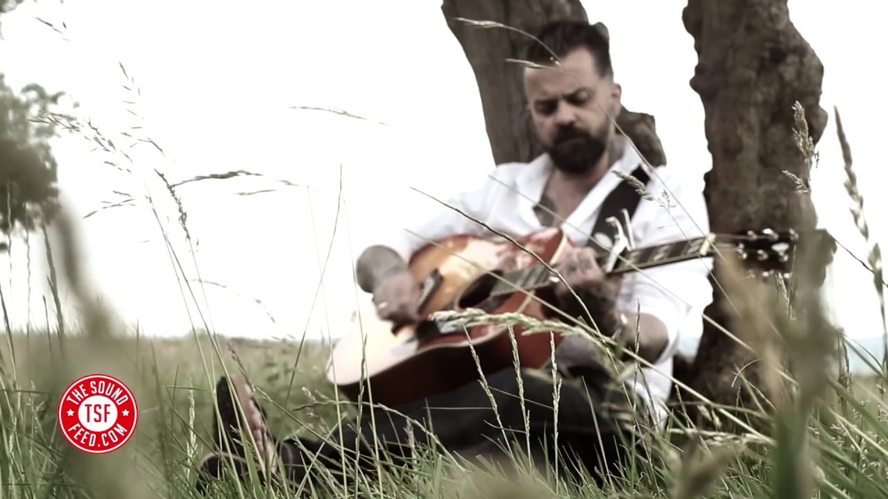 Jem Mitchell - Fortysomething Singer - The Sound Feed Presents