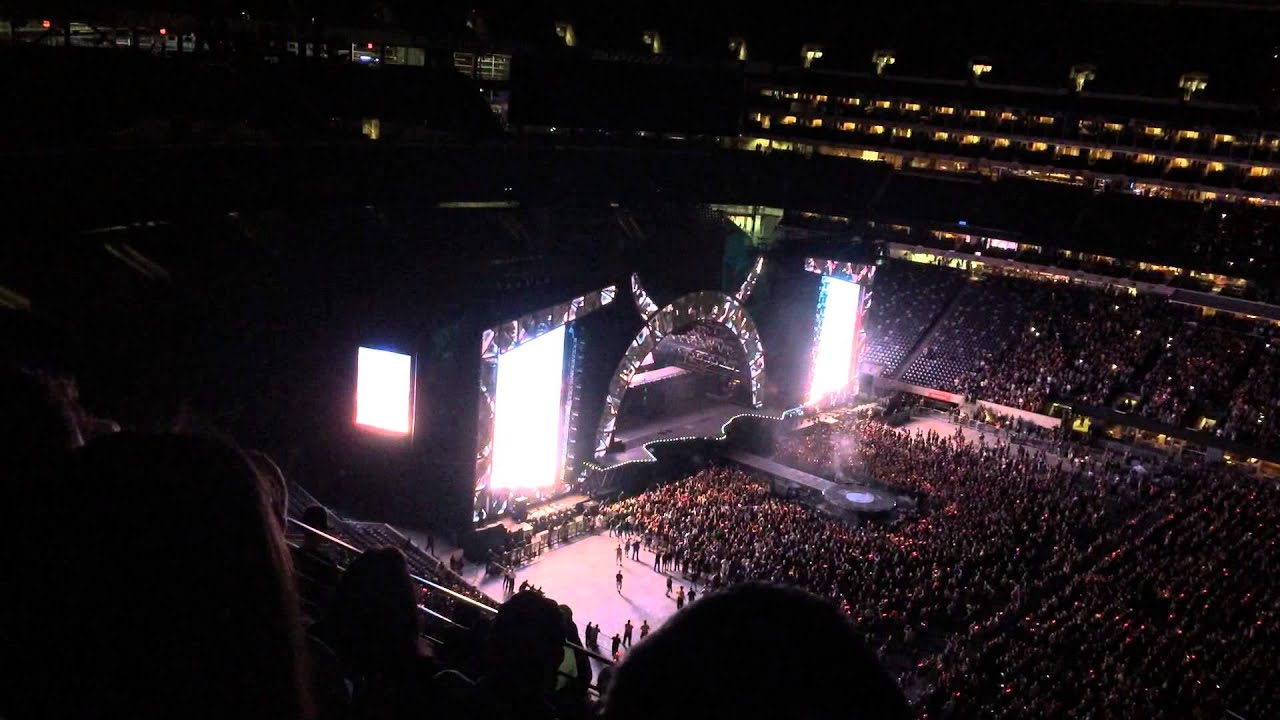 AC/DC Metlife clip2 - YouTube