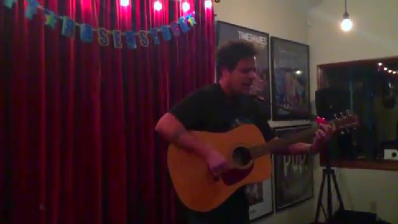 Jeff Rosenstock - Festival Song (live at Side One Dummy)