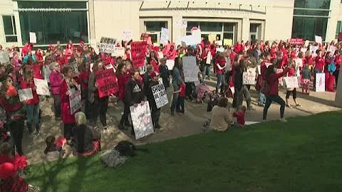 Senate votes again to pass controversial vaccine bill