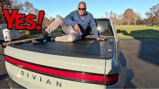WATCH This BE4 Buying The RIVIAN R1T Manual Tonneau/Truck Bed Cover!!