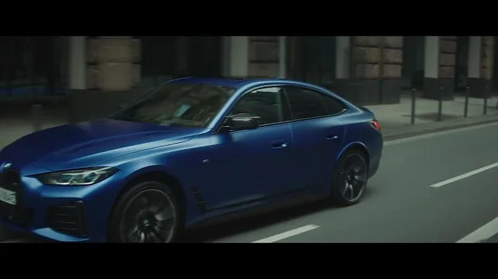 THE FIRST-EVER FULLY ELECTRIC BMW i4.