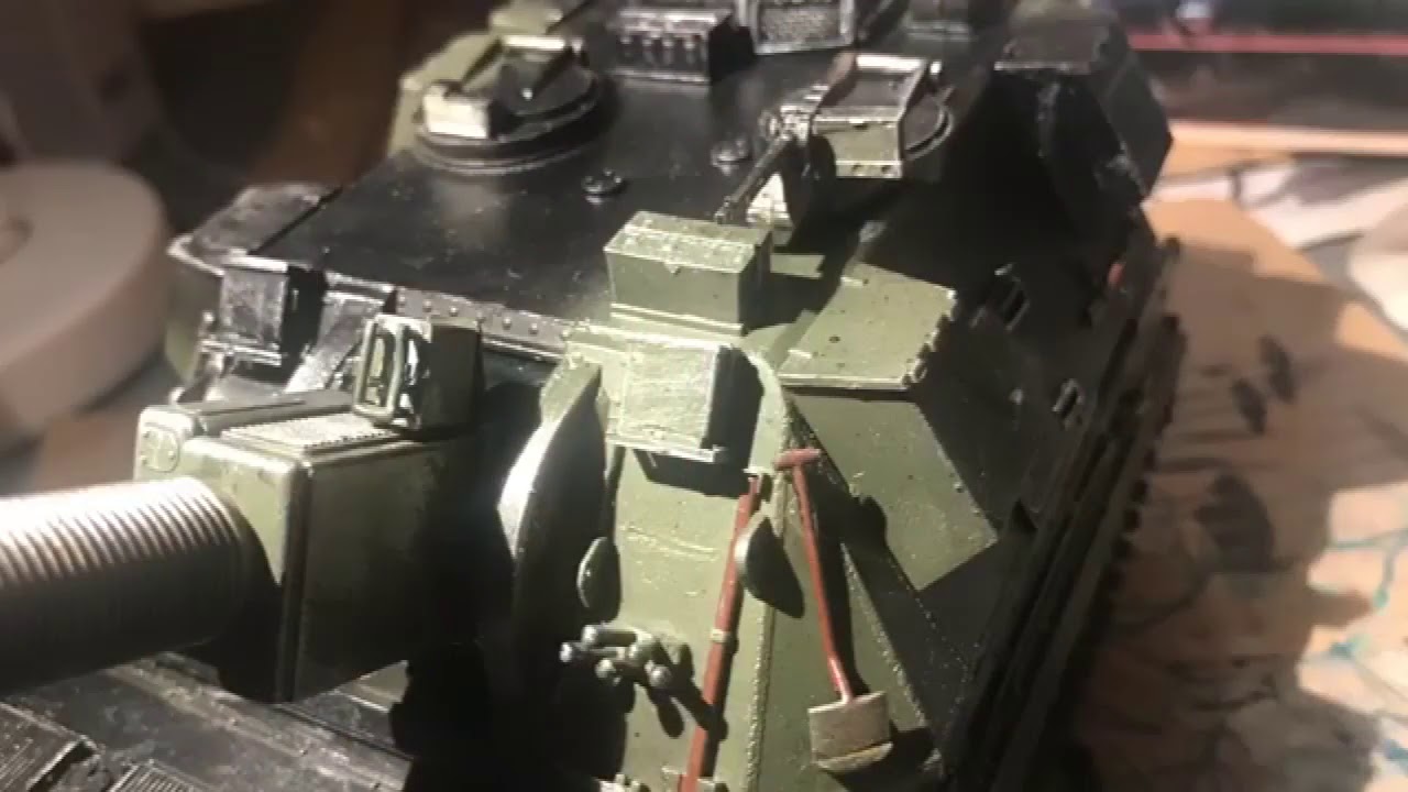 Trumpeter 1/35 British 155mm AS90 Self-Propelled Howitzer