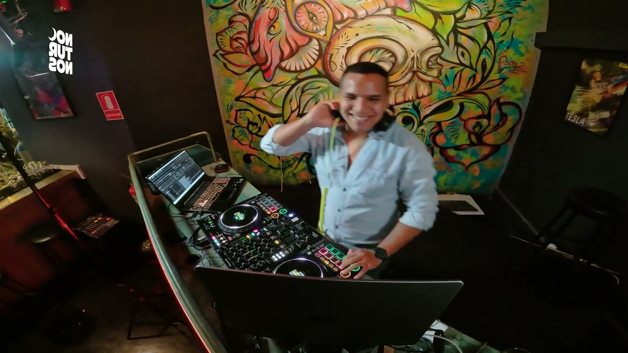 NOCTURNOS SESSIONS #10 - HERRERA DJ (MIS OJOS LLORAN POR TI, LLORA ME LLAMA, ERES PARA MI, ME MATAS)