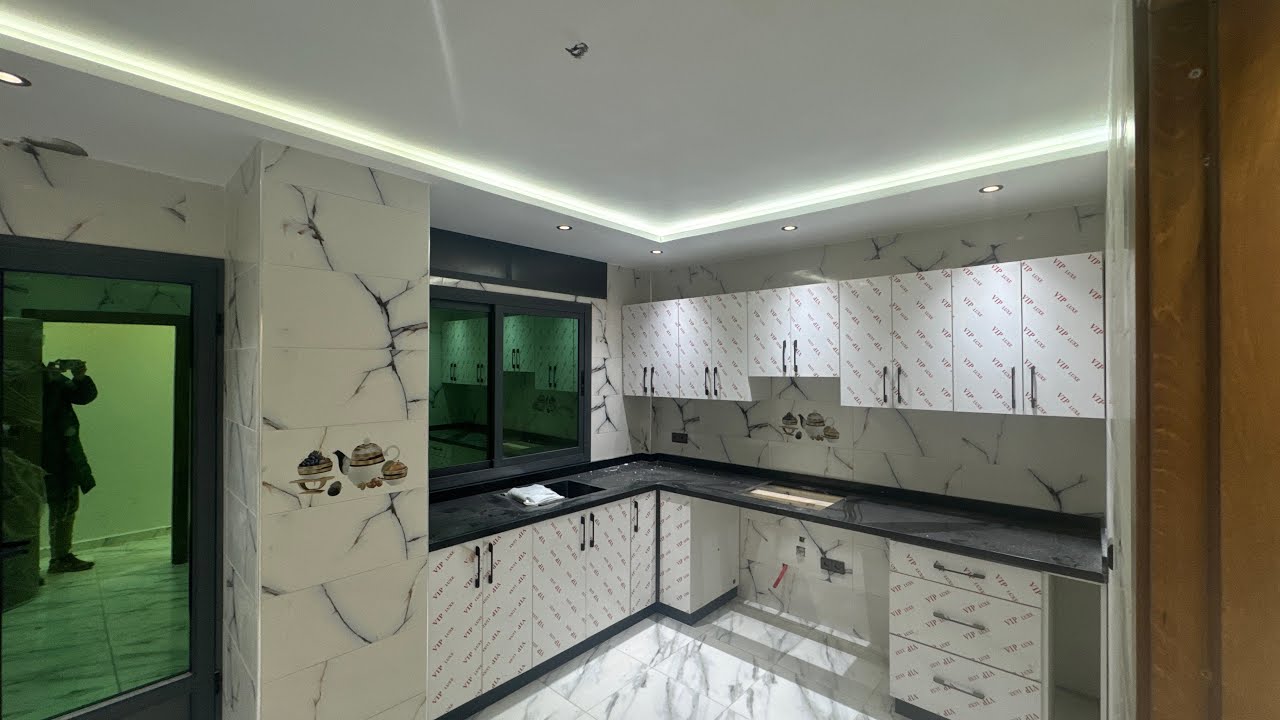 شقة شوكة على طبق من ذهب 3 غرف نوم 2 حمامات بتطوان 0776548815