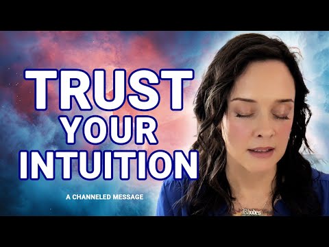 The SECRET to Making Better Decisions (Intuitive Decision Making)