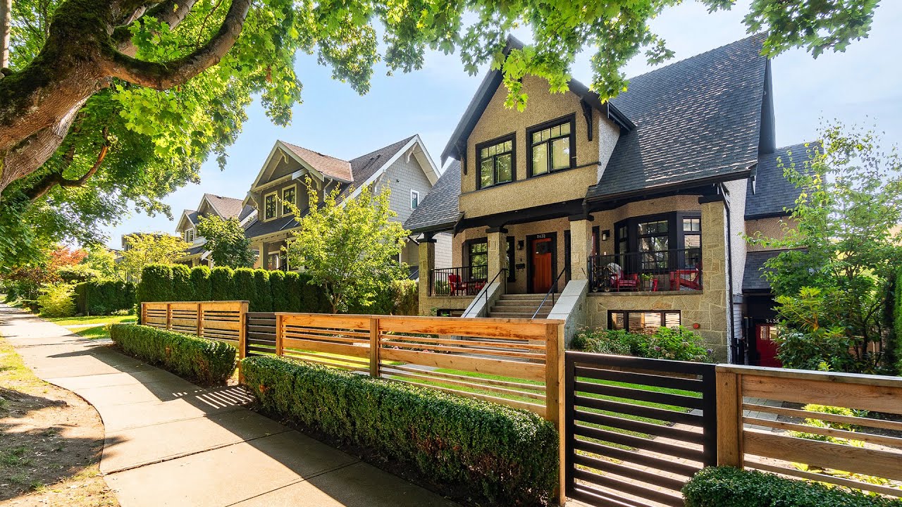 bright-and-spacious-kitsilano-townhome-2438-w-8th-avenue-vancouver
