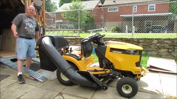 Installation of a Cub Cadet Bagger on XT2 tractor