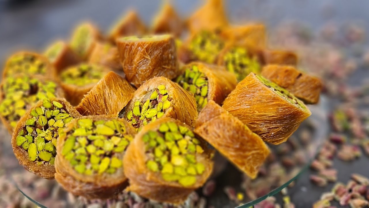 مبرومة بالفستق الحلبي بطريقة مميزة من @جنرال شيف - General Chef