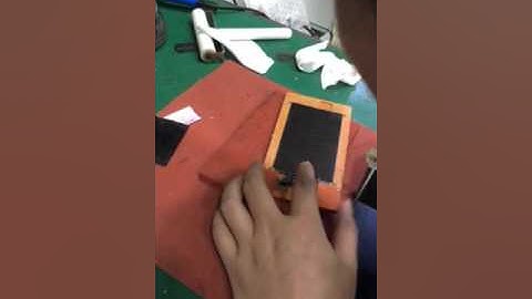 Remove Oca glue and polarizer film manually , and cleaning the glue under polarizer by dual side bla