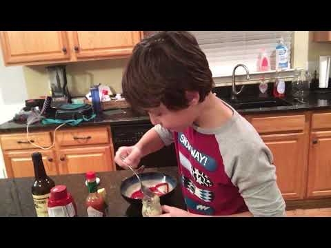 HOW TO MAKE THE PERFECT COCKTAIL SAUCE