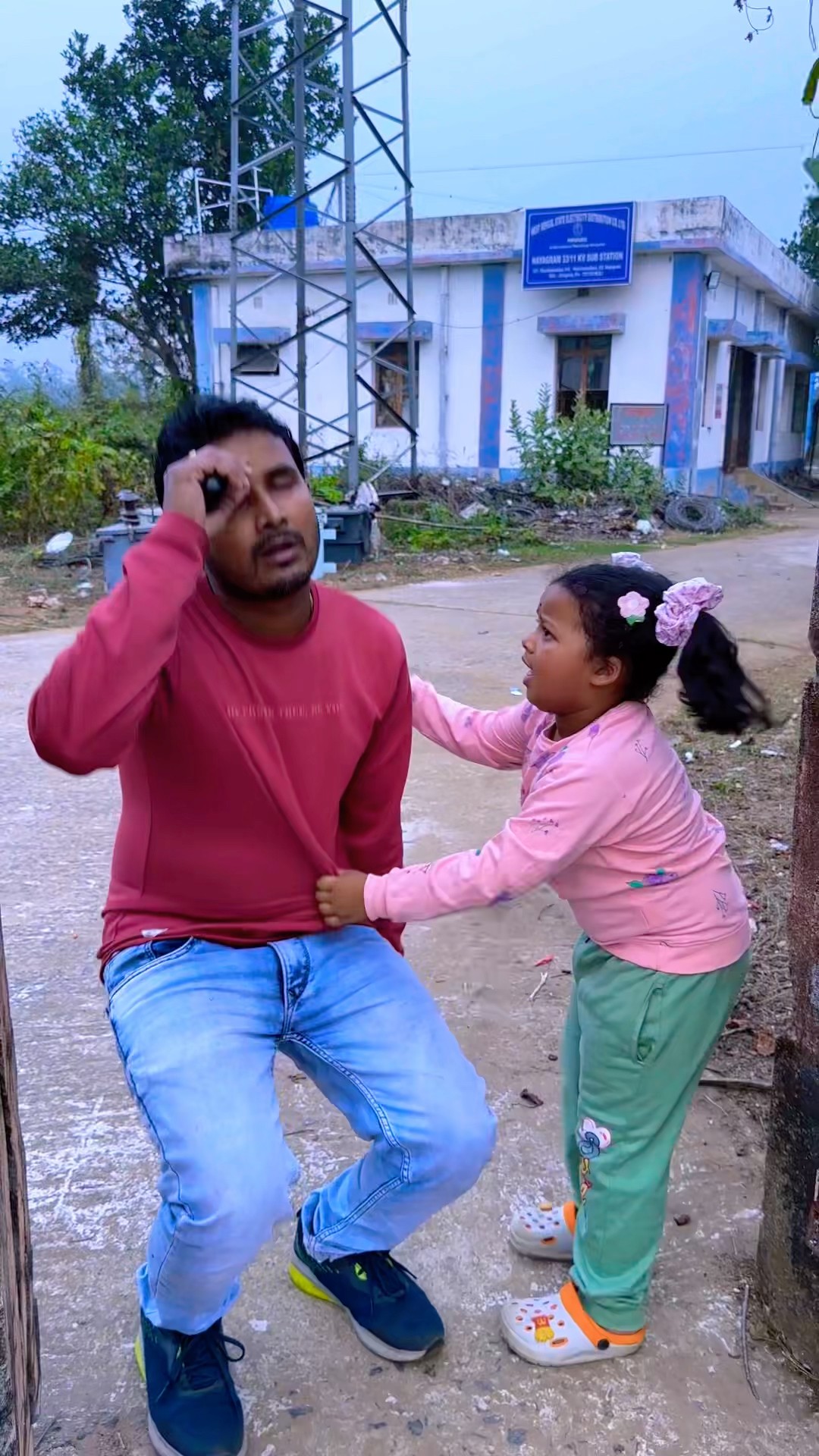 Papa waha par kuch hai ?? funny prank story #shorts #viral #bhoot #trending #funny