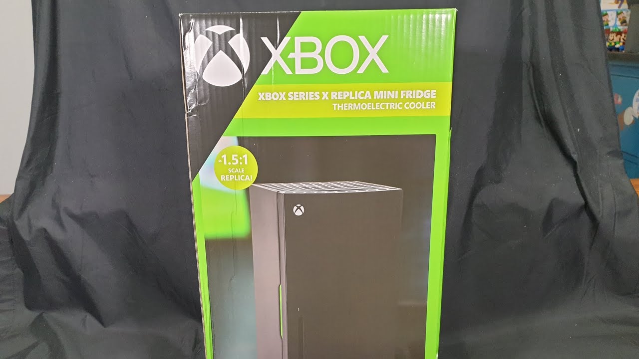 Unboxing Xbox Series X Replica Mini Fridge 1.51 Scale