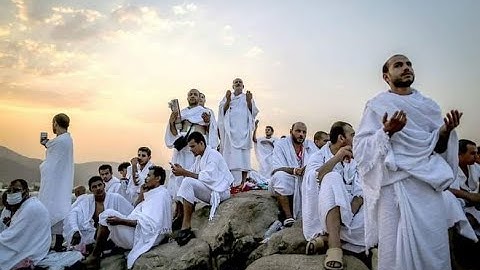 (الْحَجُّ أَشْهُرٌ مَّعْلُومَاتٌ) عشائية خلابة بترتيل شجي للقارئ الـشـيـخ أسـعـد يـحـيى الـمـيـمـنـي