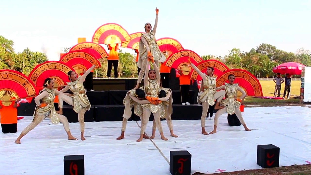 ผู้นำเชียร์คณะทองกวาว โรงเรียนหนองเสือวิทยาคม | 5 JAN 2018