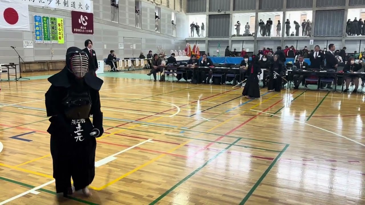 重富旗　低学年vs朱雀館B 先鋒尾下　中堅立元　大将小田