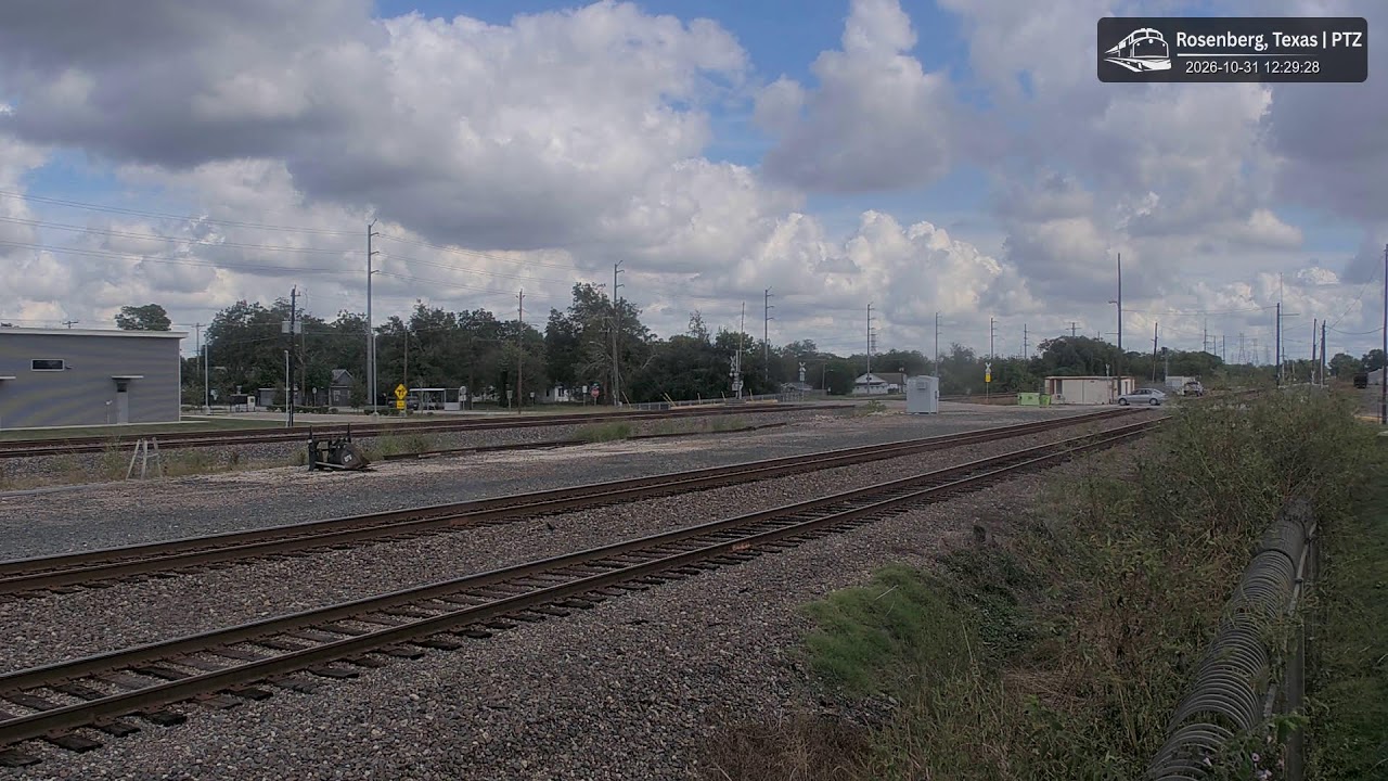 Fullerton, California – BNSF Mainline Railroad Camera — Fullerton, CA live camera thumbnail