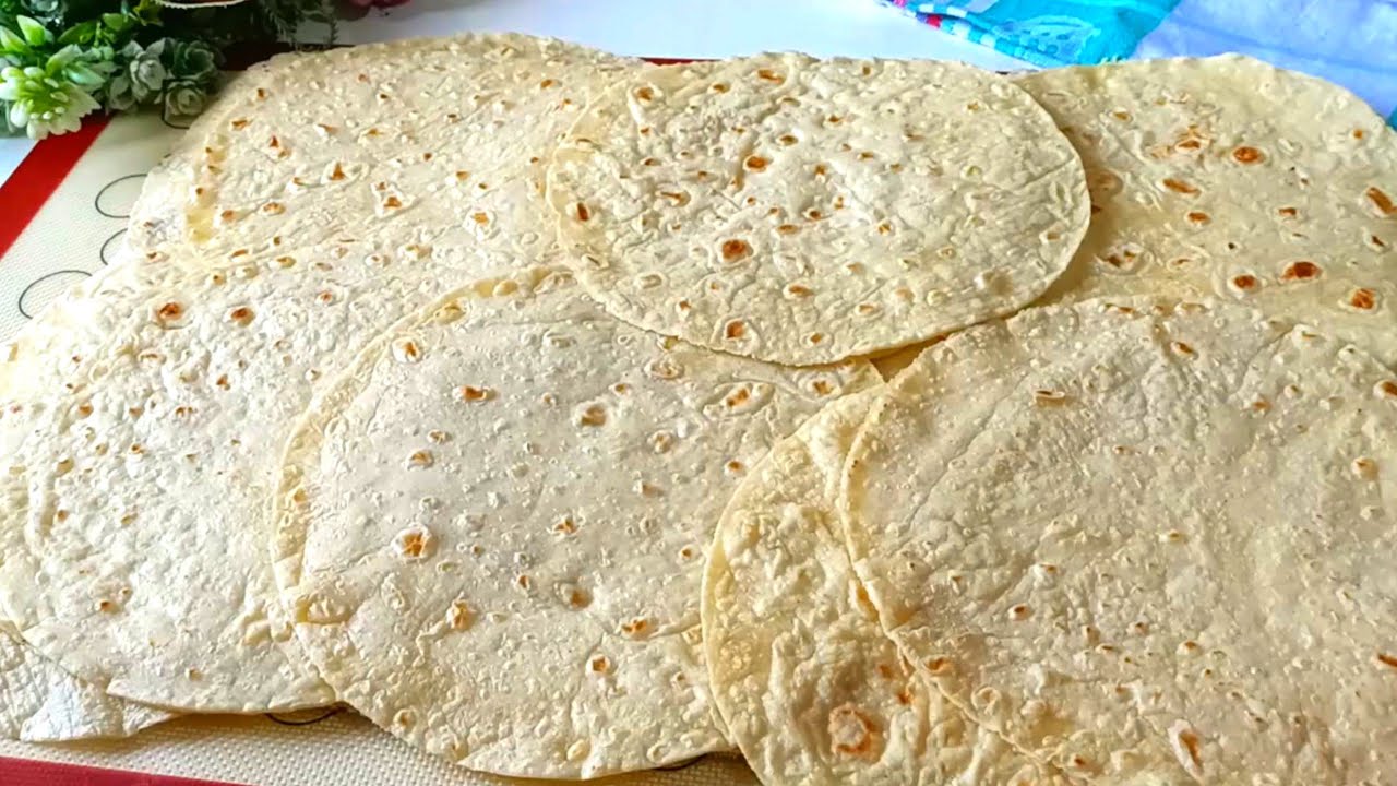 لازم تجربيه كدا❗بدون عجن أو تخمير هتعمليه❗بسرعه الصاروخ ❗عيش السندوتشات (التورتيلا) مش هتبطلي تعمليه