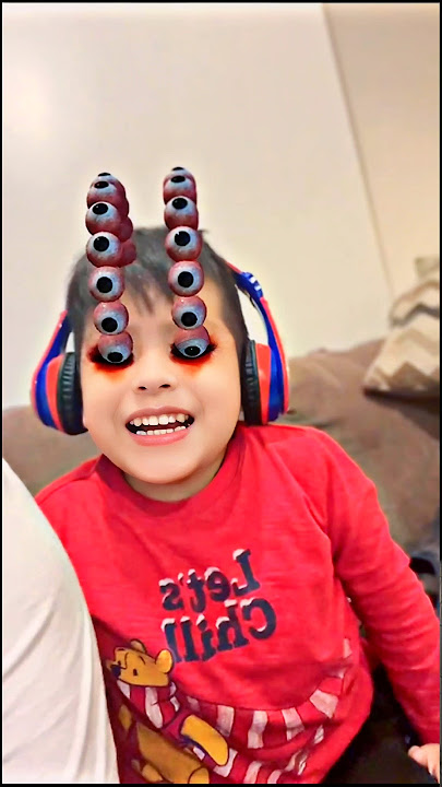 Iris Eye wheel halloween 🎃 tik tok 4 filter wait for me  #shorts #funniestvideo #scary 30 November