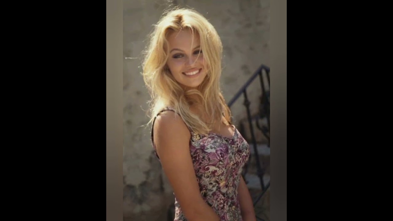 Top Hollywood Stars from Canada 