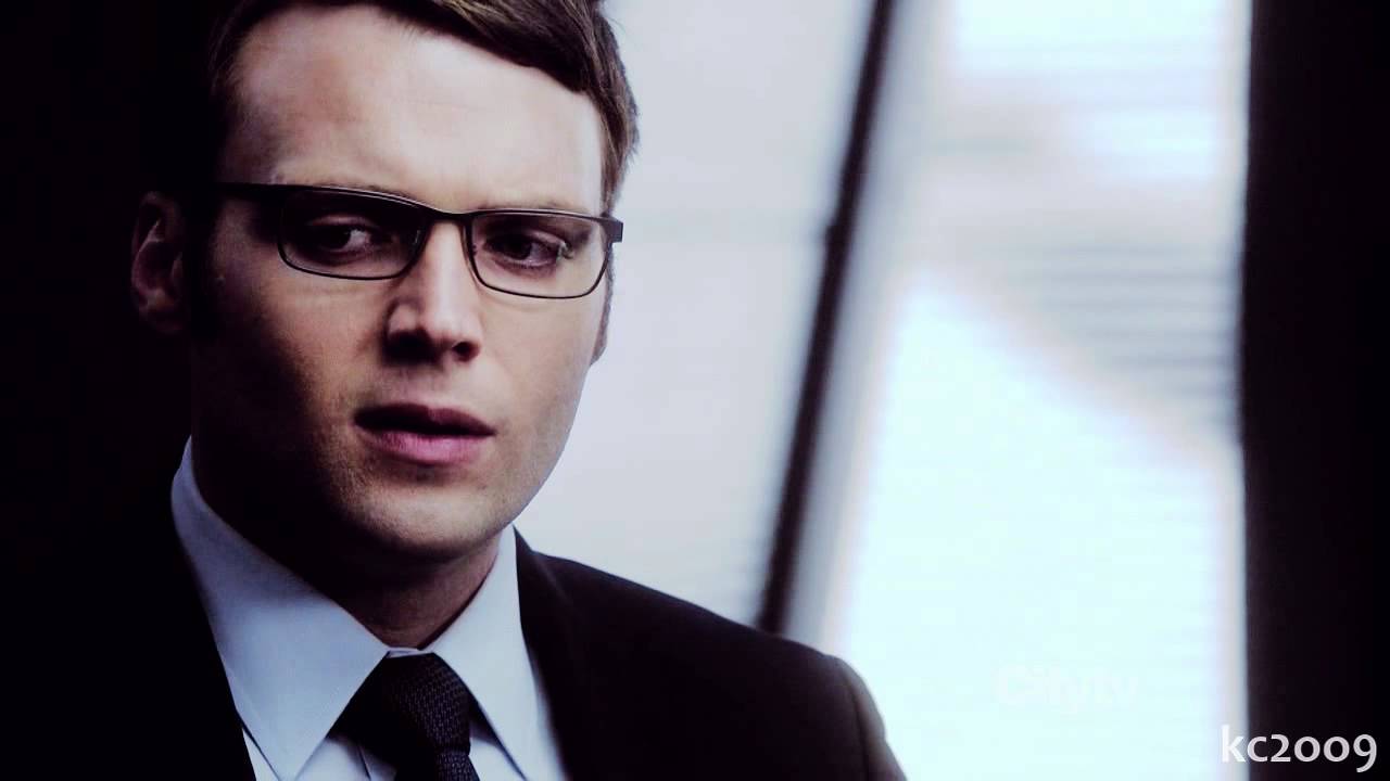 (amber) Lincoln and (red) Olivia [Fringe] - Home to Me