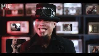 Download lagu 'Under Pressure' music video. Taken from 'Queen' by Dewa19 Feat Ello