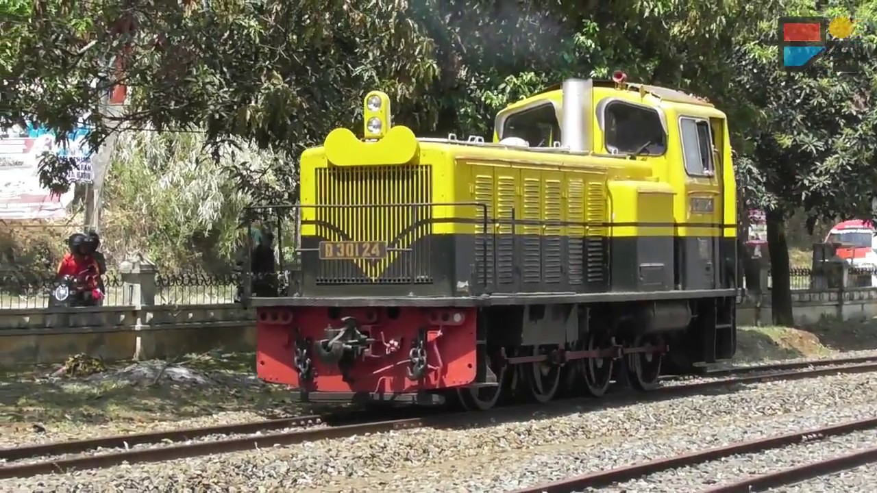 Naik KA Wisata Diesel ke Ambarawa dari Tuntang