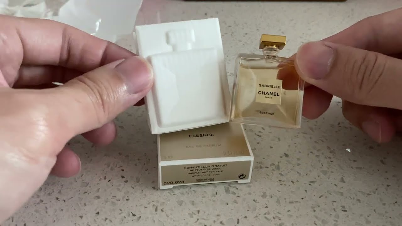 Chanel Gabrielle Essence Eau De Parfum Miniature 5ml –