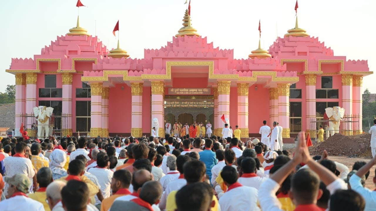 नवनिर्मित अखंड श्री दुर्गा चालीसा पाठ का शुभारंभ हुआ ll SHAKTIPUTRA JI MAHARAJ | SIDDHASHRAM DHAM