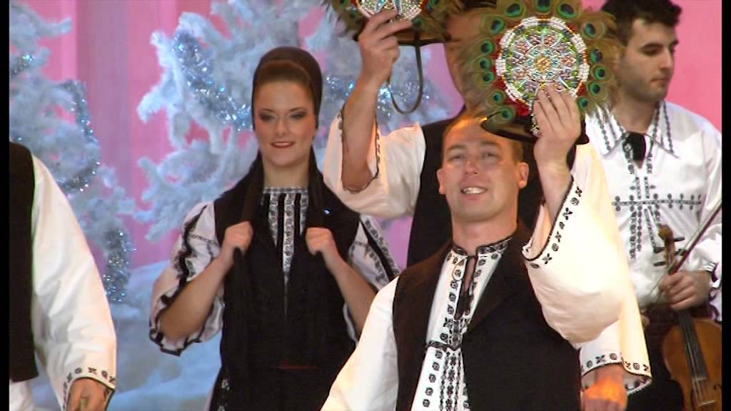 Obicei de Craciun  cu Ansamblul Folcloric Profesionist,,Cindrelul-Junii Sibiului