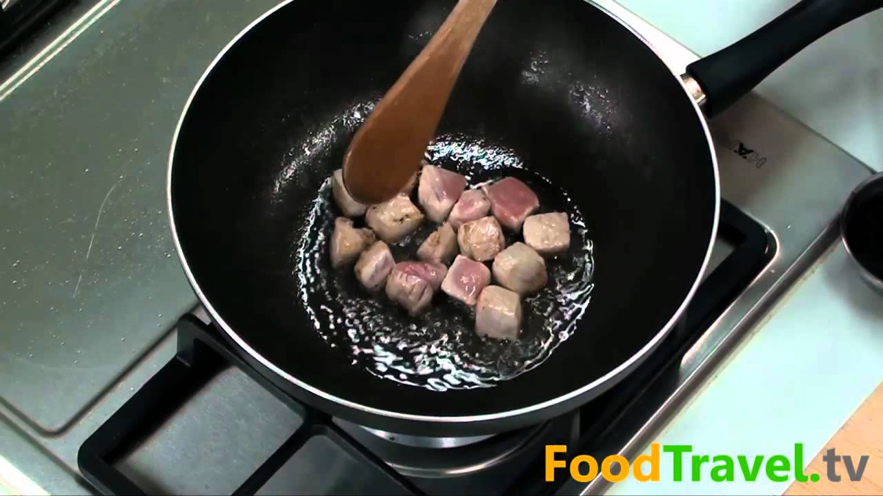 หมูผัดเปรี้ยวหวาน | Sweet and Sour Pork