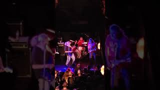 Meat Puppets, "Sam" (snippet, raucous),