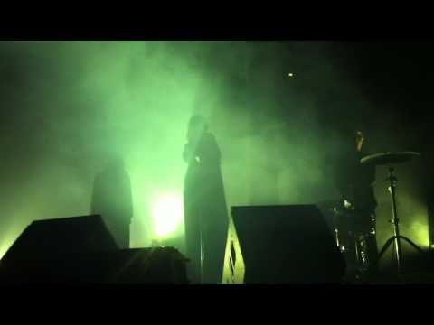 Lykke Li - Intro Jerome (Live)