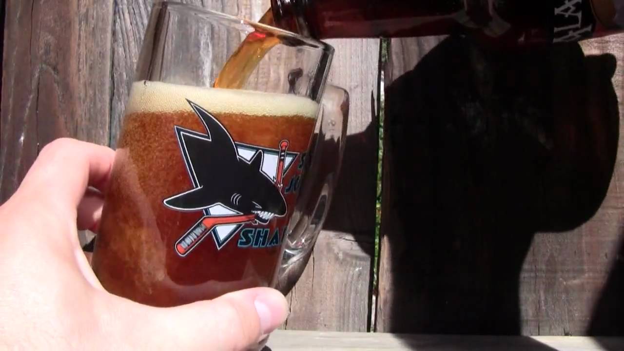 Manlandsite.com Alaskan Amber Ale Beer Pour in HD!
