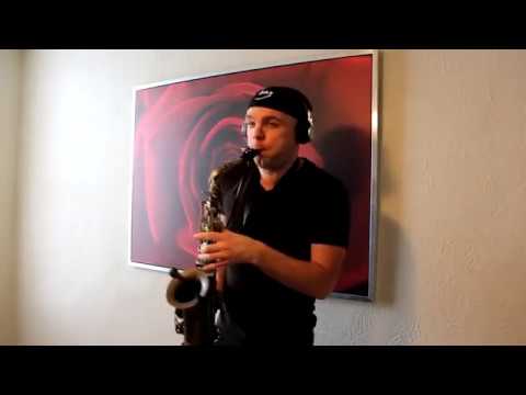 Arilena Ara - Nëntori Saxophone Cover by Ysax
