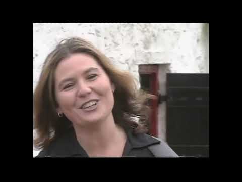 Bonnie Stewart - Anna From Fermanagh/Whiskey On A Sunday/Boys From The County Armagh